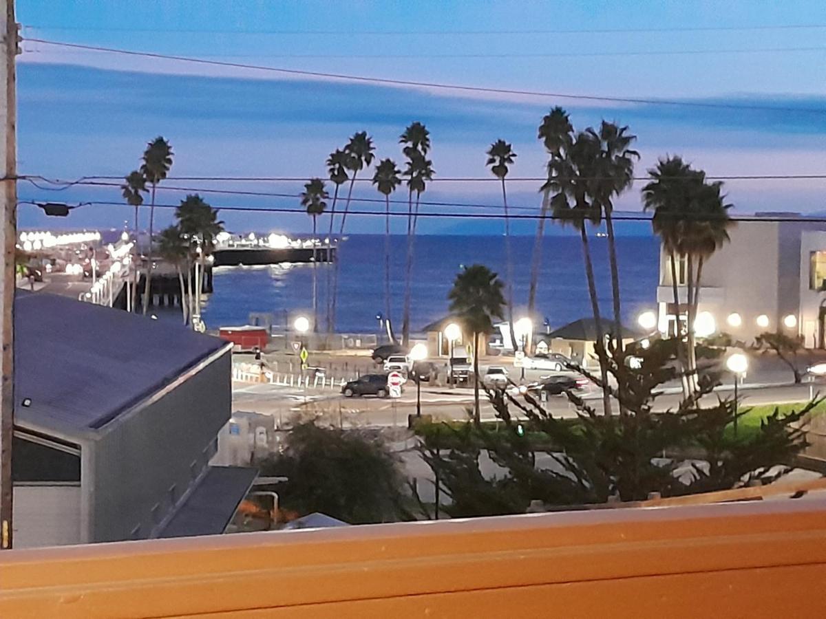 Howard Johnson By Wyndham Santa Cruz Beach Boardwalk Exterior foto